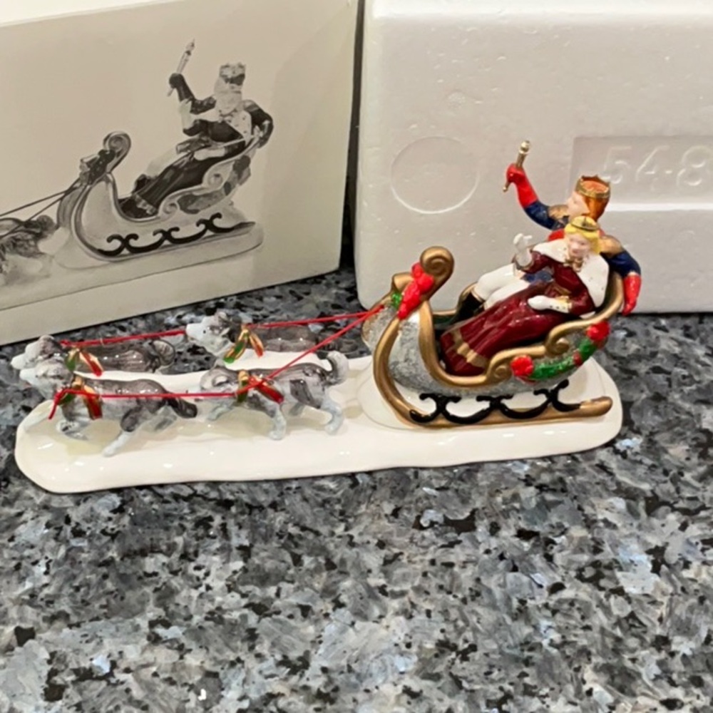 Department 56 snow carnival king and queen